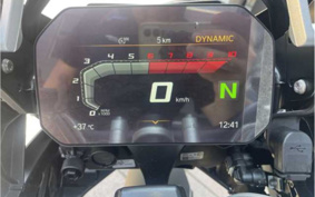 BMW R1250GS 2024 0M01