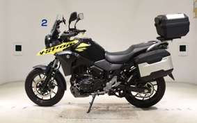 SUZUKI V-STROM 250 2025
