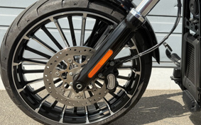 HARLEY FXBR 2023 YEZ