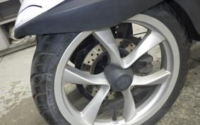 YAMAHA TRICITY 125 1999 SE82J