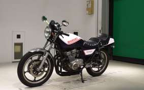 SUZUKI GSX400F 2018