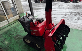 HONDA  SNOW BLOWER  MACHINE 