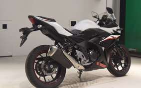 SUZUKI GSX250R 2021