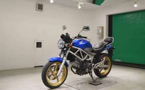 HONDA VTR 250 Gen. 2 2006 MC33