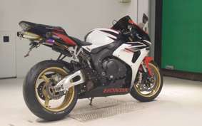 HONDA CBR1000RR 2006 SC57