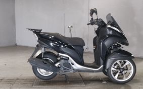 YAMAHA TRICITY 125 SE82J