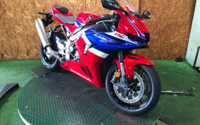 HONDA CBR1000RR-R FB 2024 SC82
