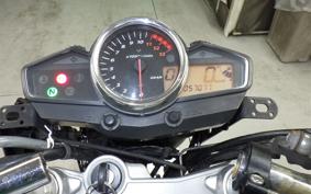 SUZUKI GSR250