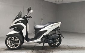 YAMAHA TRICITY 125 SE82J