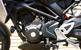 HONDA CB250R MC52