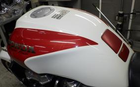 HONDA CB1300SF SUPER FOUR 1999 SC40