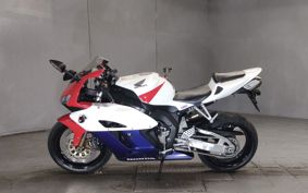 HONDA CBR1000RR SC57