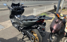 YAMAHA T-MAX 560 A TECHMAX 2021 SJ19J