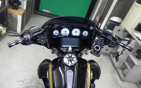 HARLEY FLHX 1690 2014