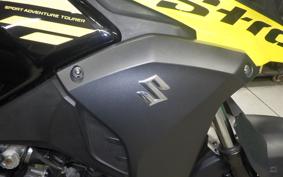 SUZUKI Vｽﾄﾛｰﾑ250A