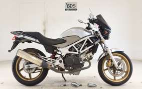 HONDA VTR 250 Gen. 2 2025 MC33