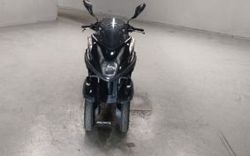 YAMAHA TRICITY 125 SE82J