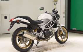 HONDA VTR 250 Gen. 2 MC33