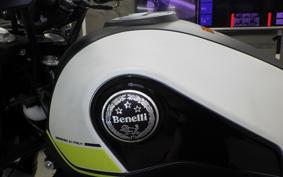 BENELLI レオンチーノ250 2015