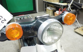HONDA C70 SUPER CUB C70