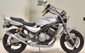 SUZUKI GSX250FX ZR250C