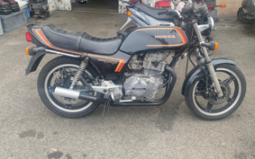 HONDA CB250 MC03