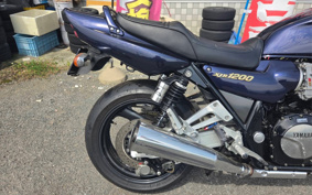 YAMAHA XJR1200 1995 4KG