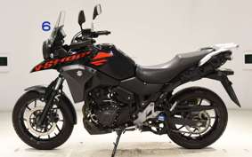 SUZUKI Vｽﾄﾛｰﾑ250A 2004