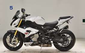 BMW S1000R 2016