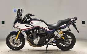 HONDA CB1300SB SUPER BOLDOR SP 2018 SC54