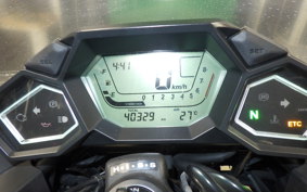 HONDA NM4 VULTUS -01 2015 RC82