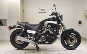 YAMAHA VMAX 2000 3UF