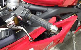 TRIUMPH DAYTONA 675 2008