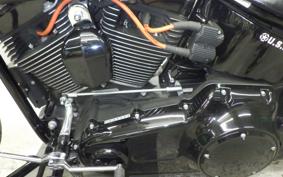 HARLEY FLSS 1800 2016