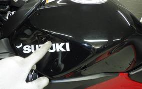 SUZUKI GSX250RA