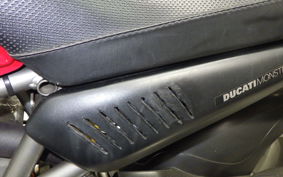 DUCATI MONSTER 400 IE 2004