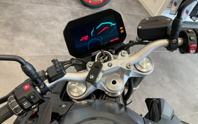 BMW F900R BASE 2024 0K11
