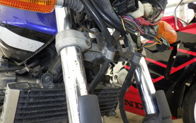 YAMAHA XJR1300 2003 RP03J