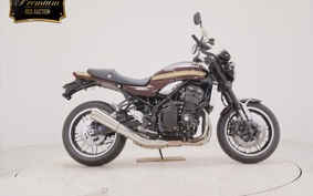 KAWASAKI Z900RS 2025 ZR900K