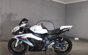 SUZUKI GSX-R750 2013 CW111