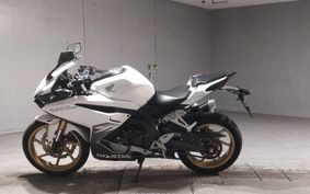 HONDA CBR250RR MC51