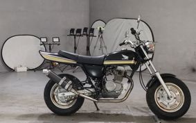 HONDA APE 100 HC07
