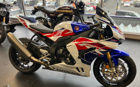 HONDA CBR1000RR-R FB SP 2023 SC82