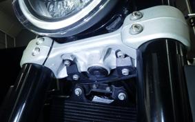 HUSQVARNA SVARTPILEN 125