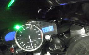 YAMAHA YZF-R1 2005