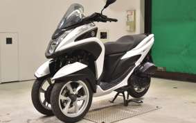 YAMAHA TRICITY 125 1999 SE82J