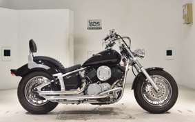 YAMAHA DRAGSTAR 1100 CLASSIC 2005 VP13J