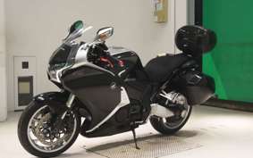 HONDA VFR1200F 2015 SC63