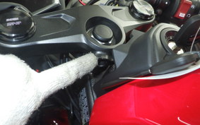 HONDA CBR650R E-Clutch 2026 RH17