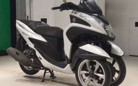 YAMAHA TRICITY 125 SE82J
